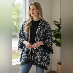 Colleen Lopez elegant Blue/gold Kimono style jacket size M